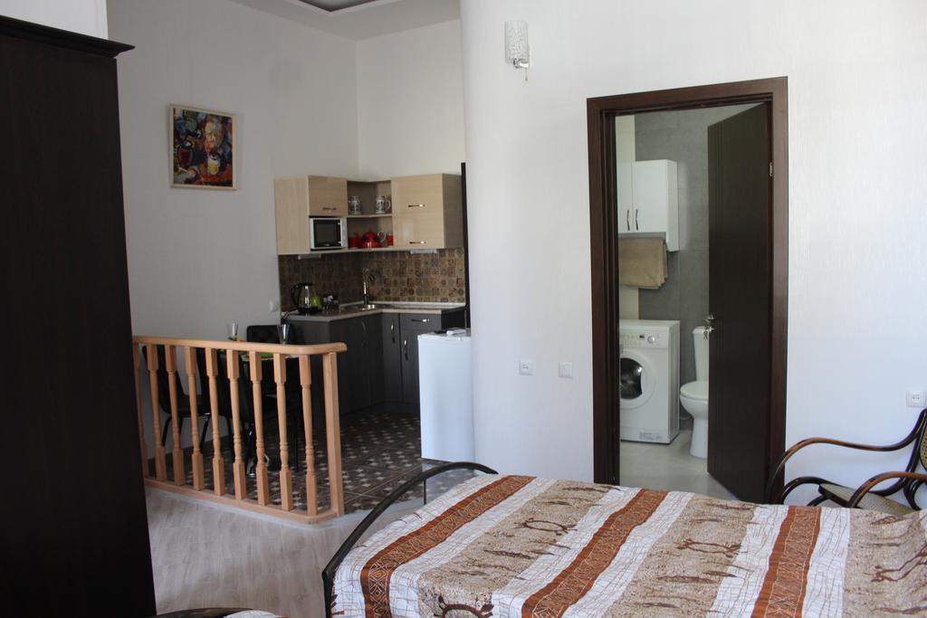 Guest House On Gia Abesadze Street Tbilisi Luaran gambar